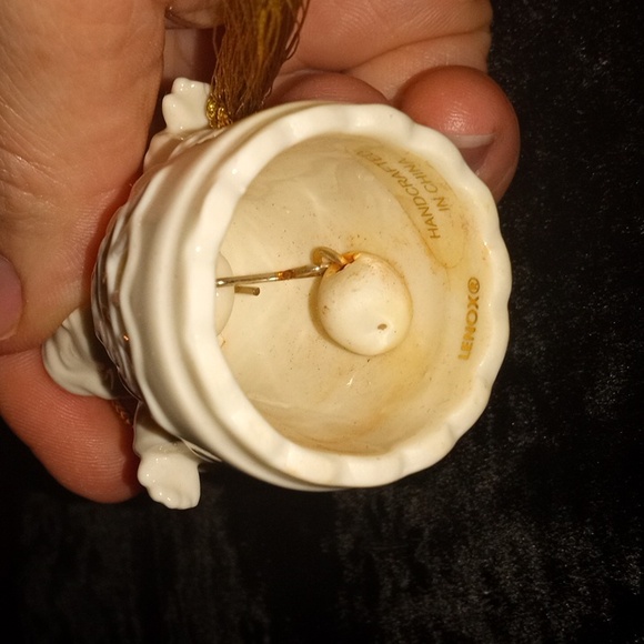 Lenox Angel Ornament - Picture 5 of 7